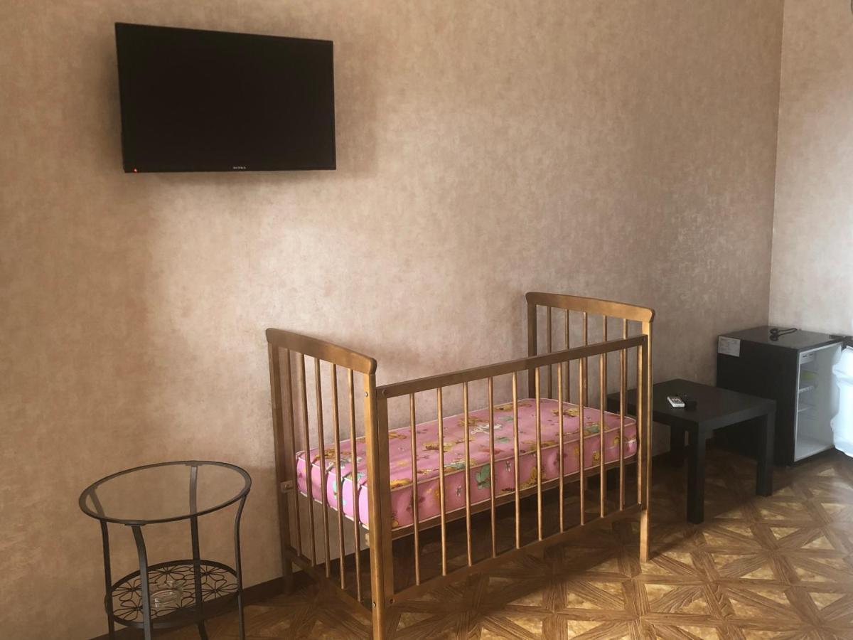 Anastasia Gudauta Dış mekan fotoğraf